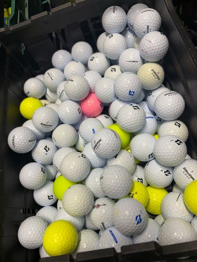 40 Bridgestone Golf Balls