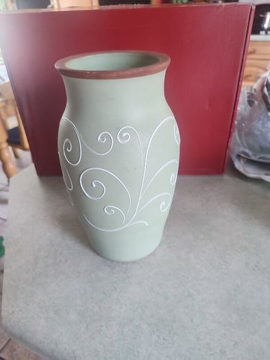 Vintage Stoneware Denby Ferndale Vase in very good condition, green with white swirling, height 25cm, diameter at top 12 cm, but no chips or cracks, Denby Ferndale was first produced in the 1930's.