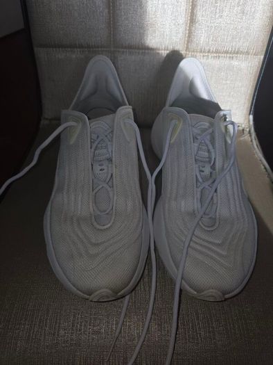 Adidas runners UK 9,5