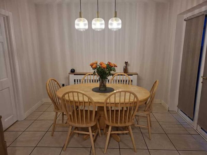 Dining table with 6 chairs