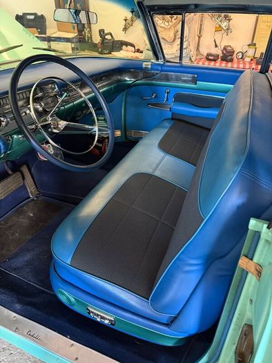 Cadillac 62 series sedan 1958