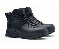 Safety boots