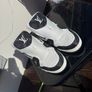 Louis Vuitton Trainers Image 3