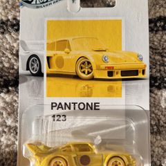 Hot Wheels - Silver Series Pantone - Porsche 934/5