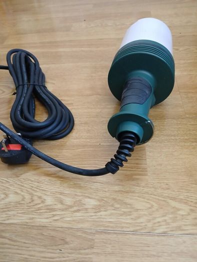 360 degree hanging worklight.