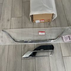 Honda CR-V Grill lower, fog light 71103-TON-TOO, 71125-T1V-E01