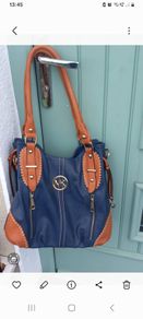 shoulder bag