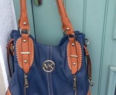 shoulder bag