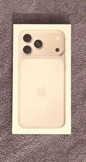 Iphone 17 Pro Max Box