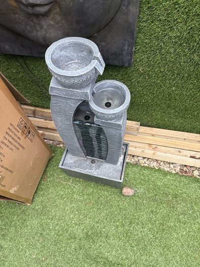Solar water fountain