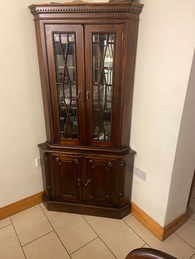 Display Cabinet