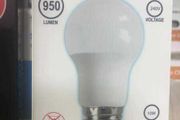 E27 LED Bulb Warm White 10W