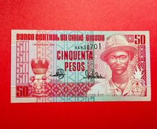 Guinea. Bissau.  50  Pesos  1990.  Pick  10  (uncirculated )