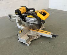 Dewalt chop saw - Dw708-gb
