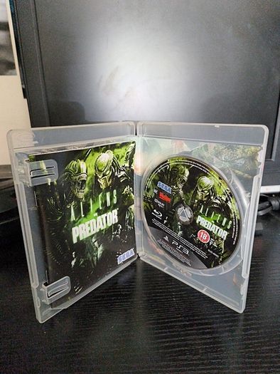 PS3 Aliens Vs Predator