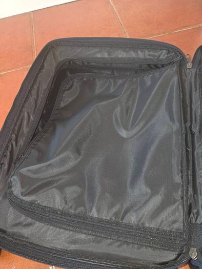 Cabin suitcase