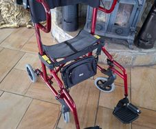 DRIVE  mobility rollator / transport chair combo