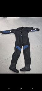 Dry Suit
