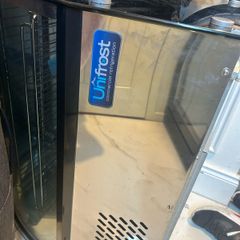 Glass food display chiller / heater