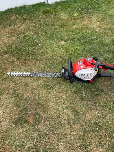hedge trimmer