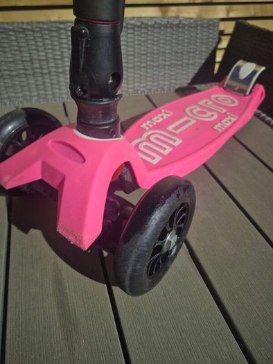 Maxi Micro Scooter Pink