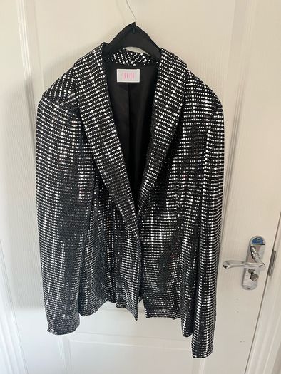 Flattering Sparkly Blazer