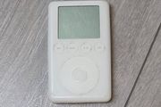 iPod 3rd Gen Classic 15gb (Free Post)