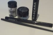 Bundle. Eyeliner and Lashes