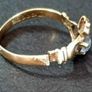 Vintage 9ct Gold Claddagh Ring - 1.6g (Cut Band) Image 10