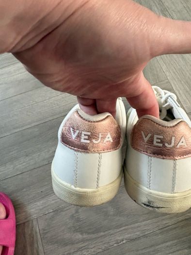 Veja Trainers
