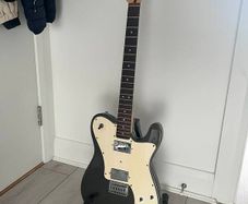 squier affinity telecaster deluxe (project guitar - see description)