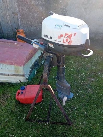 Yamaha 6 HP 4 stroke engine and 13 foot punt.