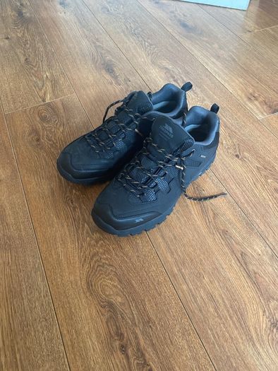 Treapass Hiking Shoes