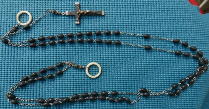 Vintage Nuns Rosary 45 Inches Long