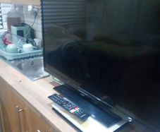 tv for repair or parts