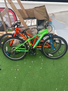 2 bikes free to take