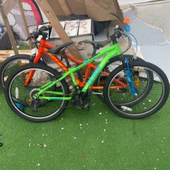 2 bikes free to take