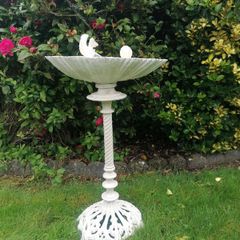 Cast Iron Bird Bath Victorian Style
