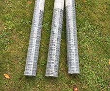 Three rolls of wire mesh fencing 1m high x 10m