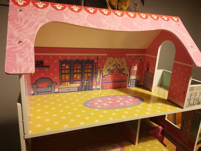 Doll House