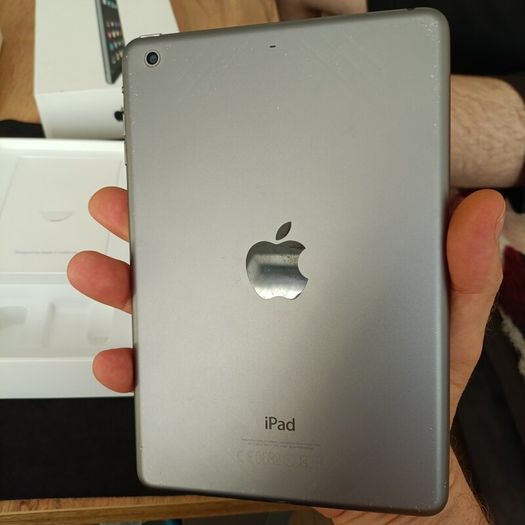 Apple iPad mini 2 32GB, Wi-Fi