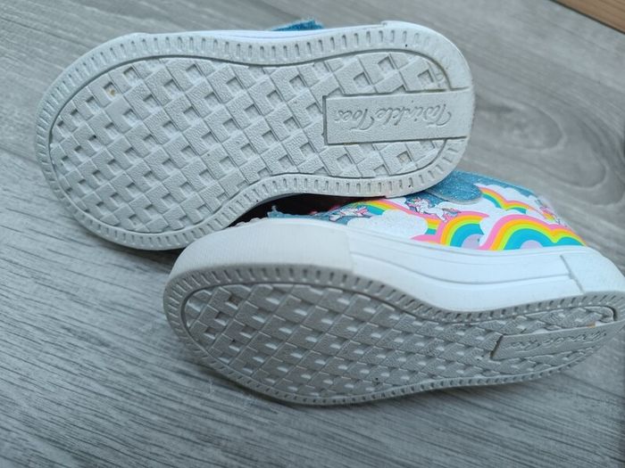 Sketchers Twinkle toes Size UK 4