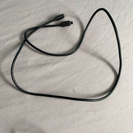 Miscellaneous electronic cables