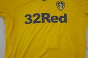 leeds United shirt
