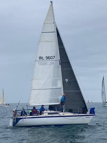 Hunter Impala 28 for sale includes berth till Sept