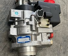 Mercedes Benz cylinder head