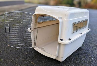 Petmate Sky Kennel - for cat or dog