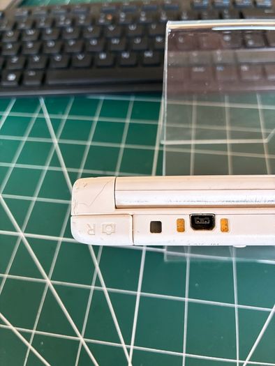 Nintendo 3DS XL (Read Description)