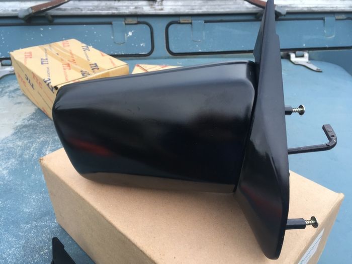 Nissan Micra wing mirror