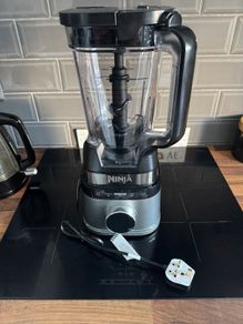 Ninja Detect Pro Power Blender ( New )
